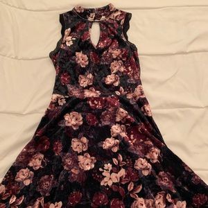 Floral velvet dress